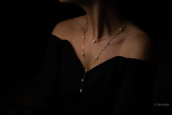 luna lariat necklace gold