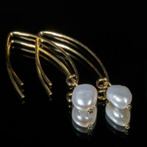 luna crescent hoops
