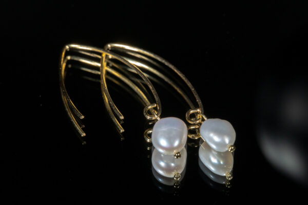 luna crescent hoops